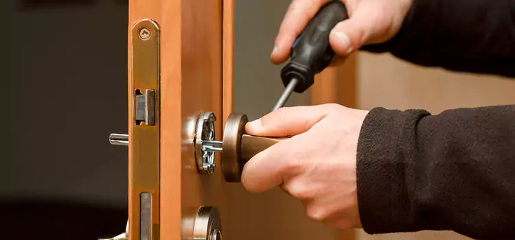 Semi Truck Locksmith Parkland
