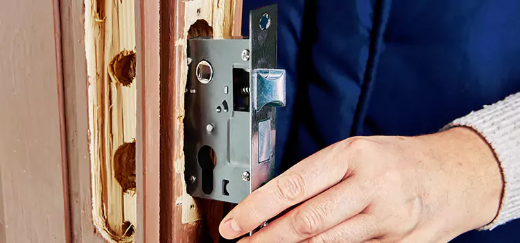 Garage Door Lock Replacement Parkland