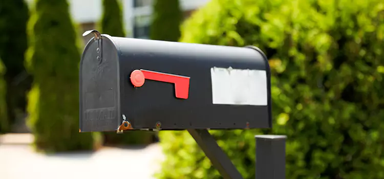 Secure Mailboxes for Packages Parkland